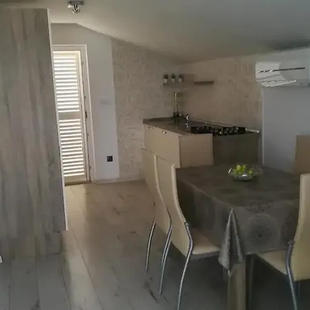 Kb Apartman *